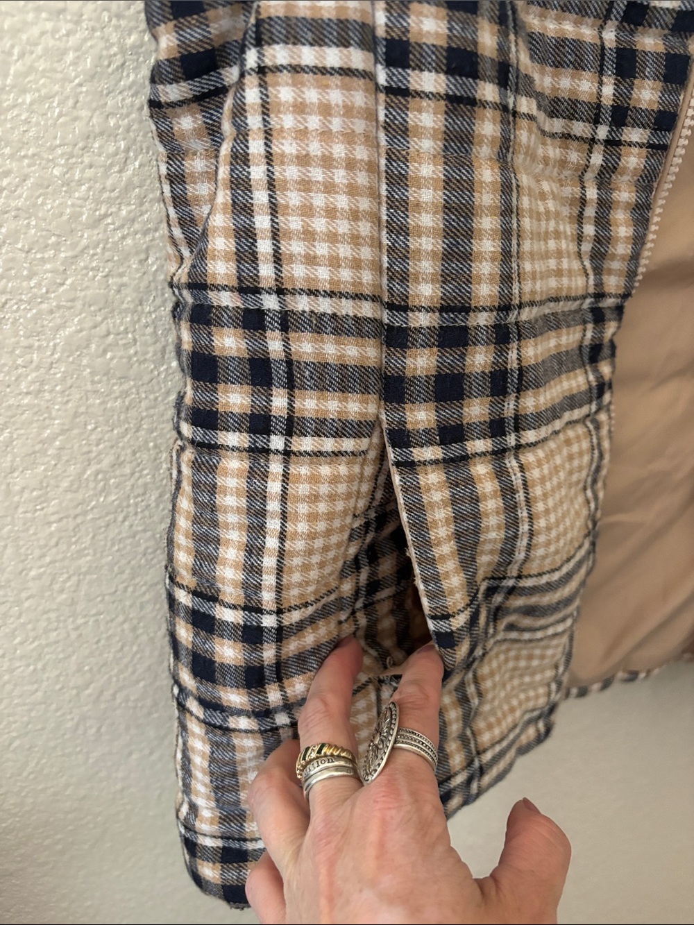 entro Plaid Puffer Vest in Tan and Black - Picture 4 of 9